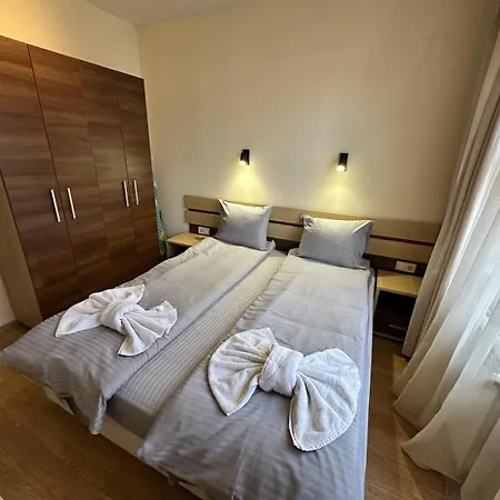 Belmont Urban One Bedroom Apartmán *